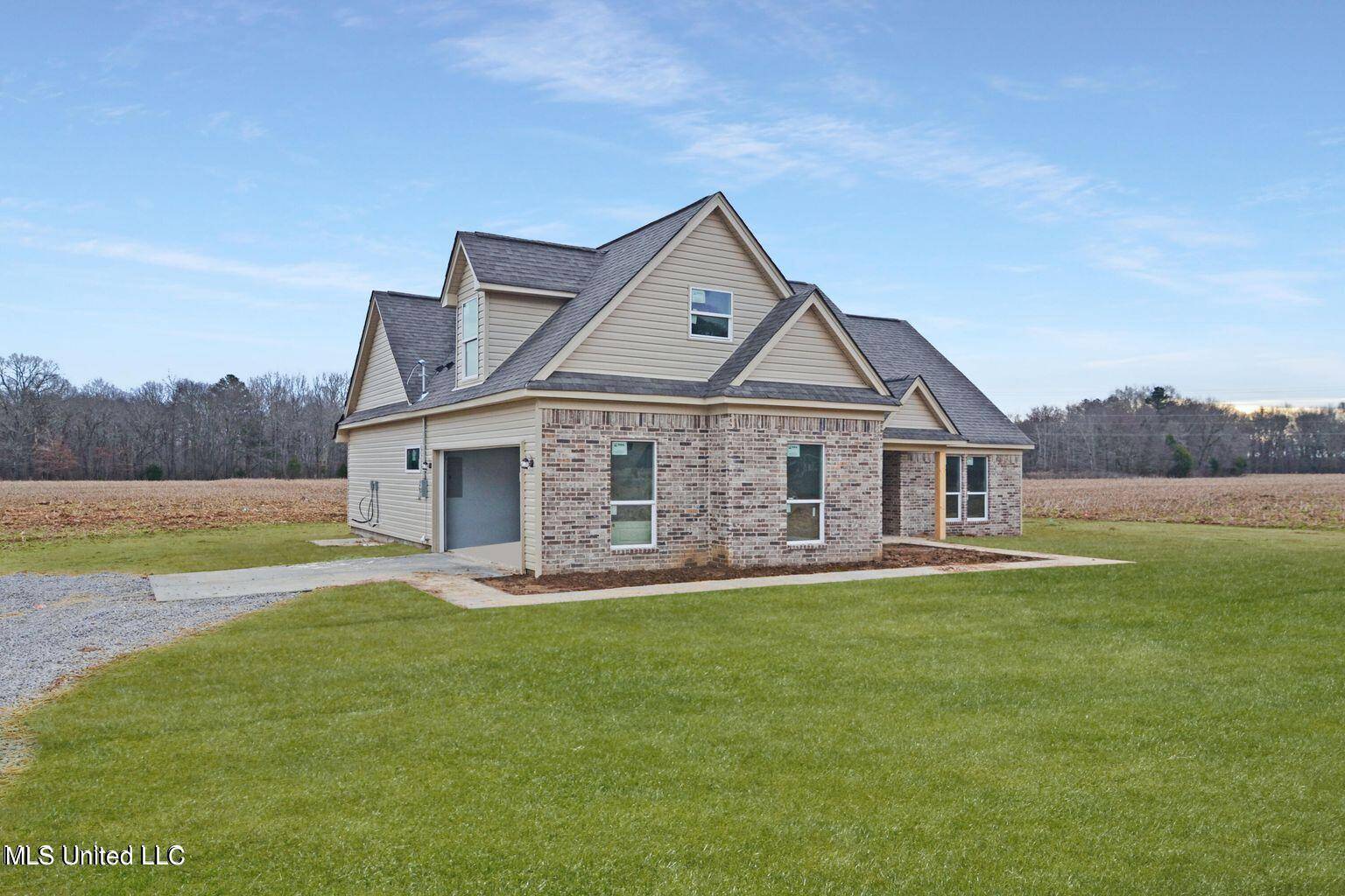 Coldwater, MS 38618,129 Deerfield Trace