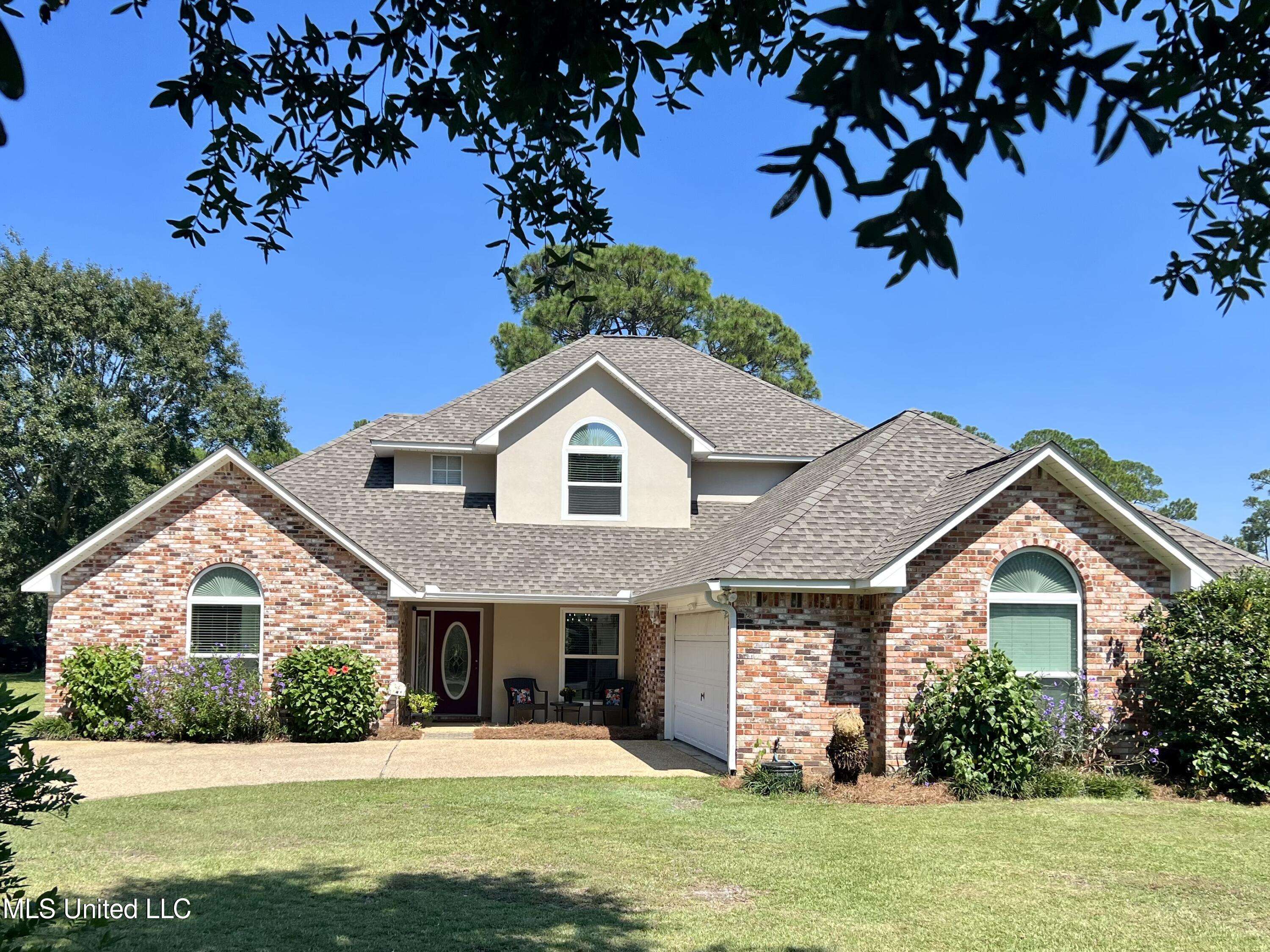 Ocean Springs, MS 39564,406 Inverness Court