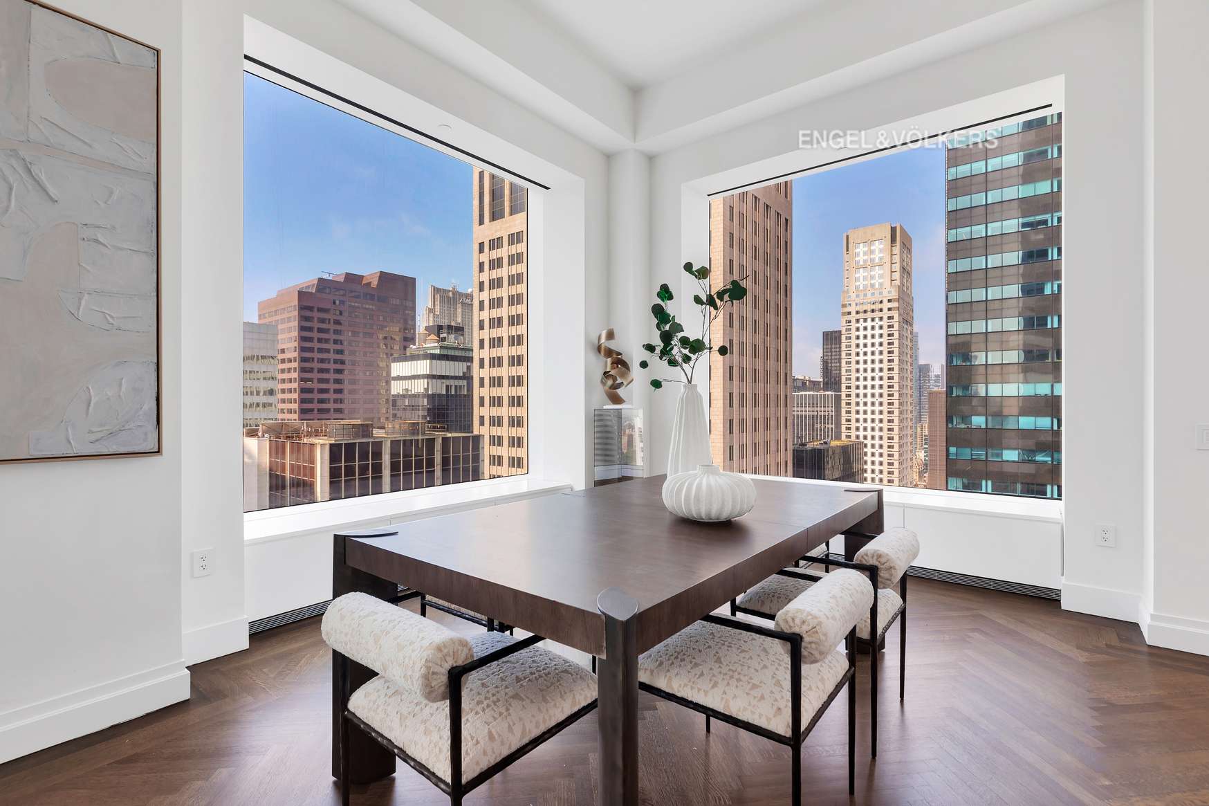 Manhattan, NY 10022,432 Park Avenue #38C