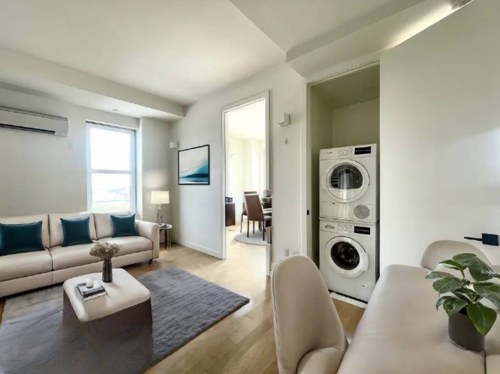 Brooklyn, NY 11233,2288 Atlantic Avenue #2B