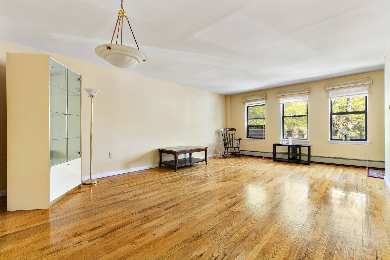 Brooklyn, NY 11222,128 FREEMAN Street #2D