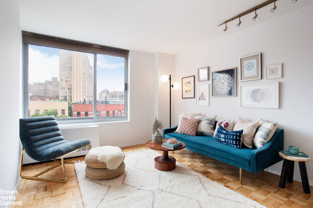 Manhattan, NY 10011,270 W 17TH Street #6C