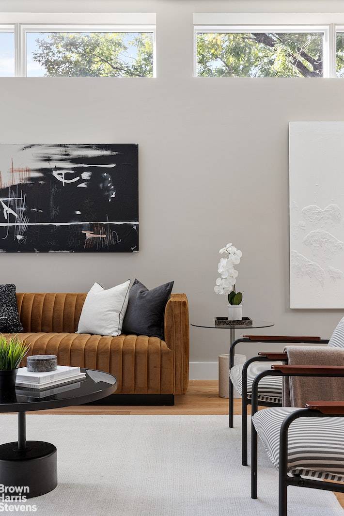 Brooklyn, NY 11217,709 SACKETT Street #1