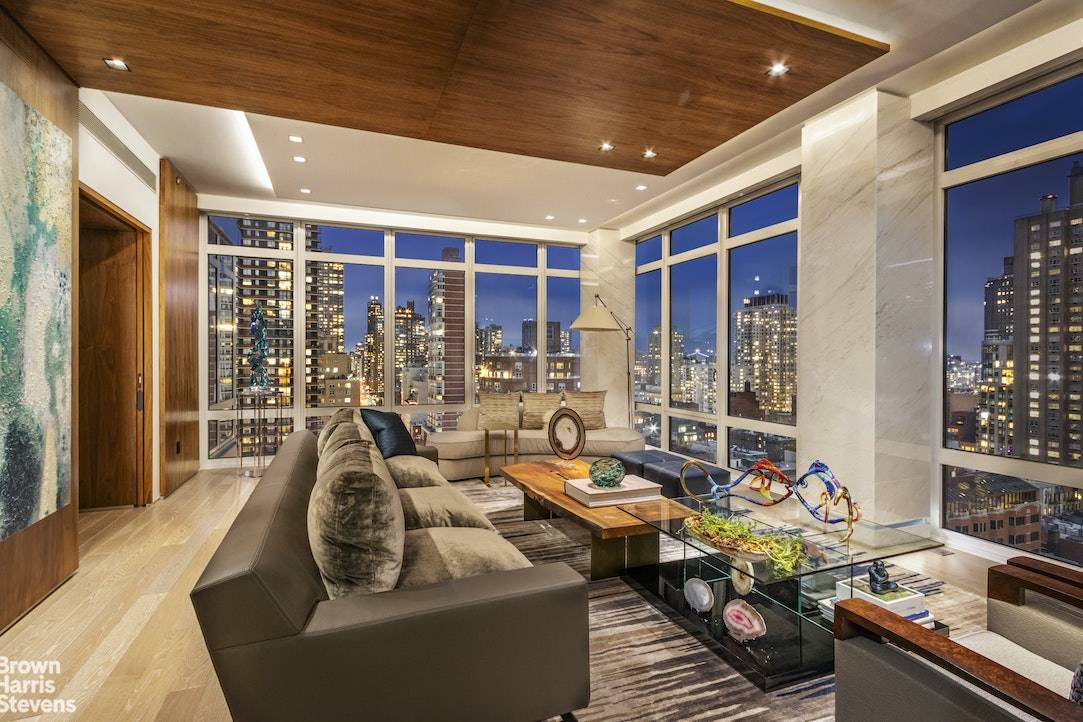 Manhattan, NY 10021,1355 1ST Avenue #17