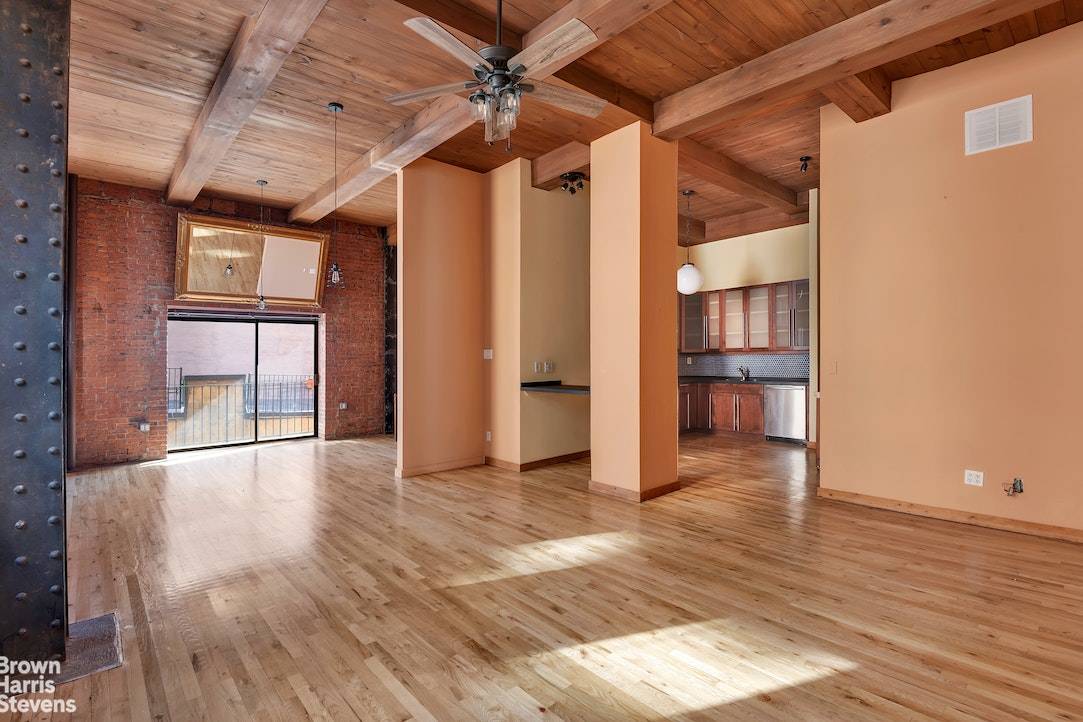 Manhattan, NY 10003,114 E 13TH Street #3D