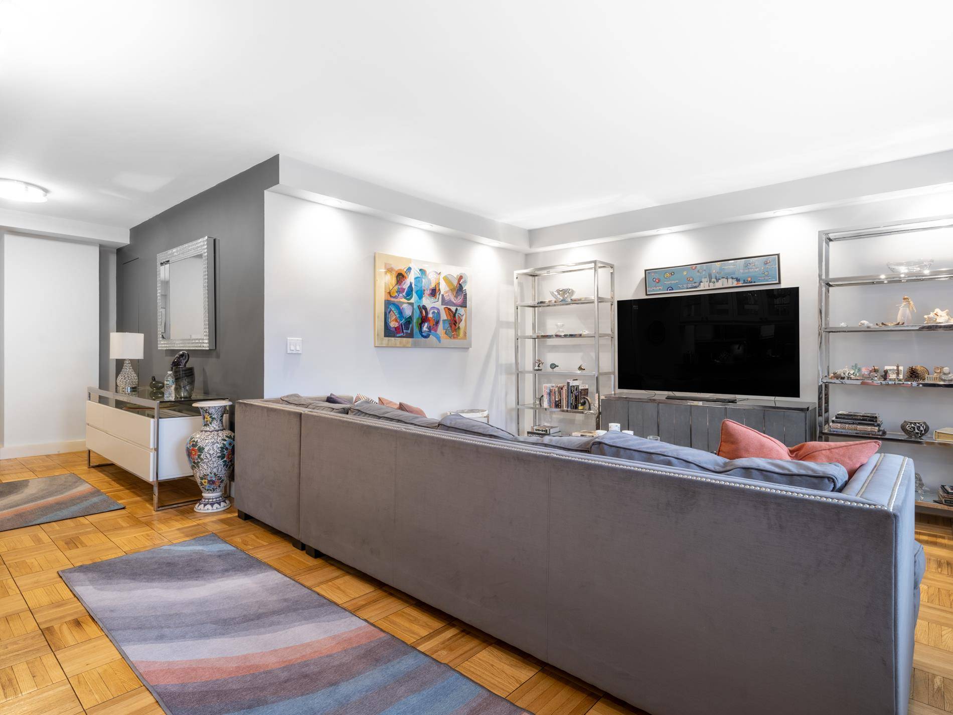 Manhattan, NY 10022,345 E 52nd Street #11-A