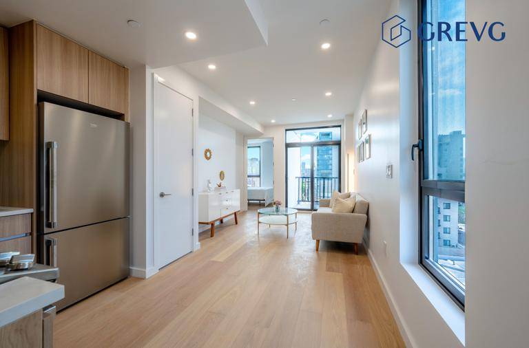Queens, NY 11354,134-16 35th Avenue #7G