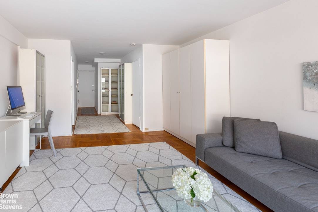 Manhattan, NY 10022,420 E 55TH Street #12U