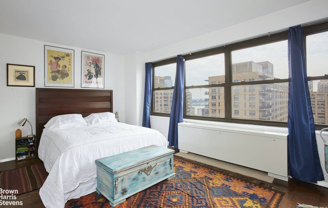 Manhattan, NY 10023,160 W END Avenue #27M