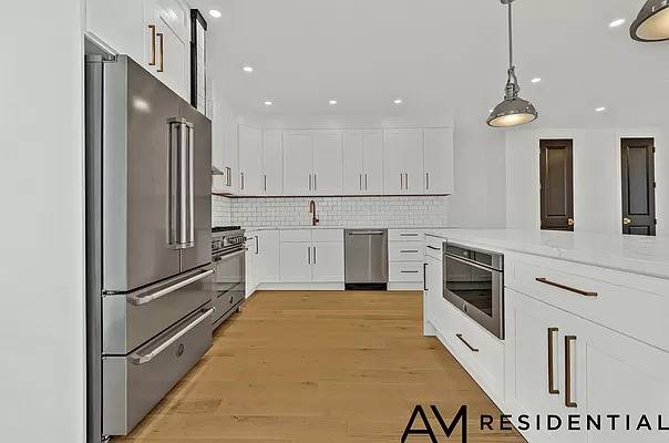 Brooklyn, NY 11226,500 OCEAN Avenue #5C