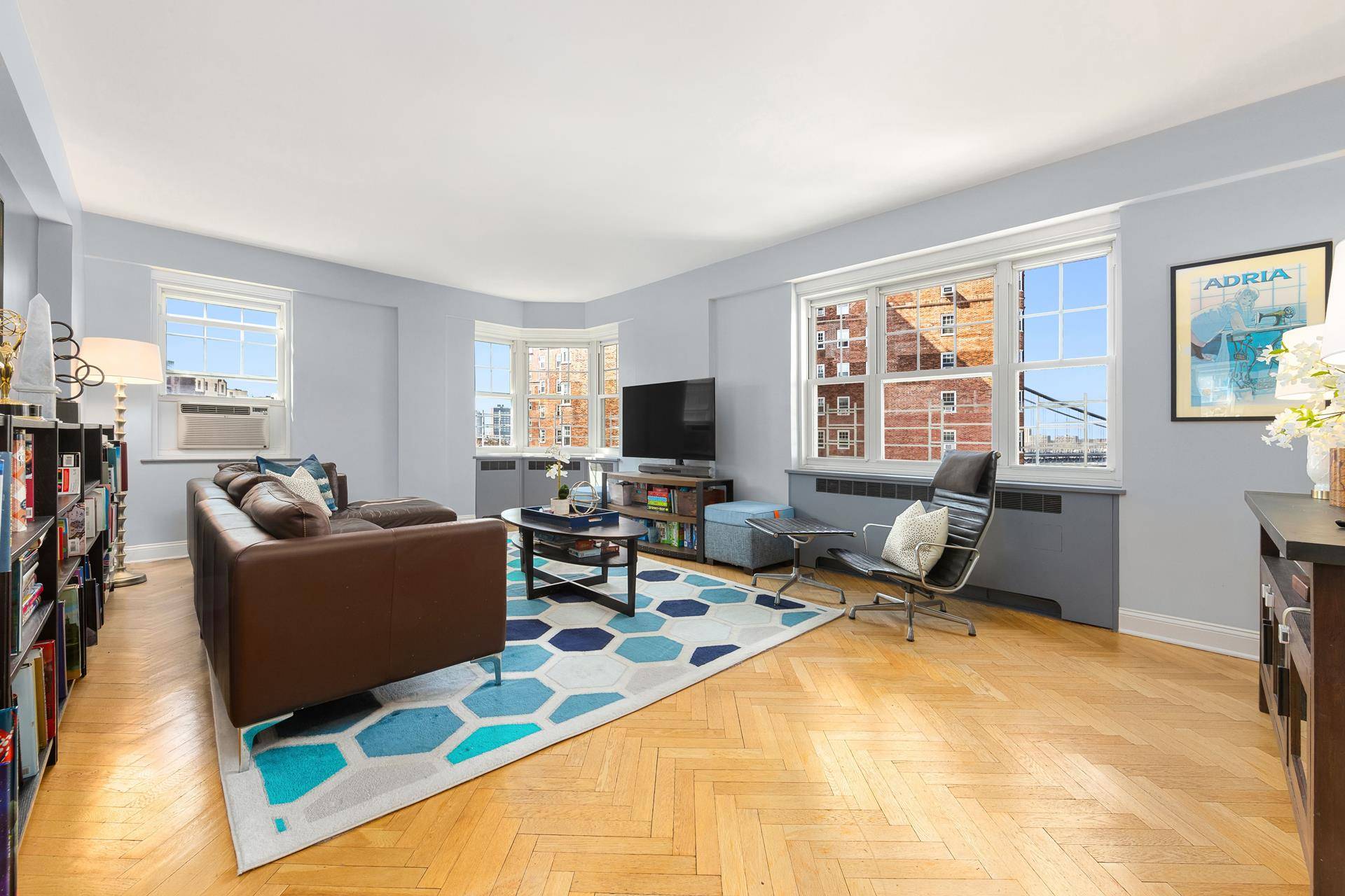 Manhattan, NY 10033,180 CABRINI Boulevard #64