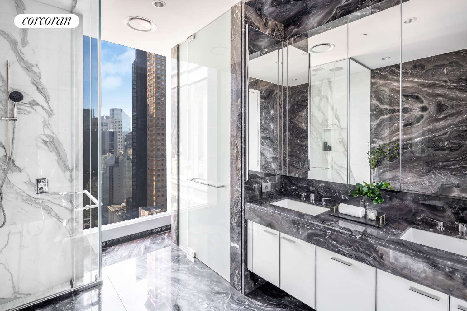 Manhattan, NY 10019,217 W 57TH Street #36D