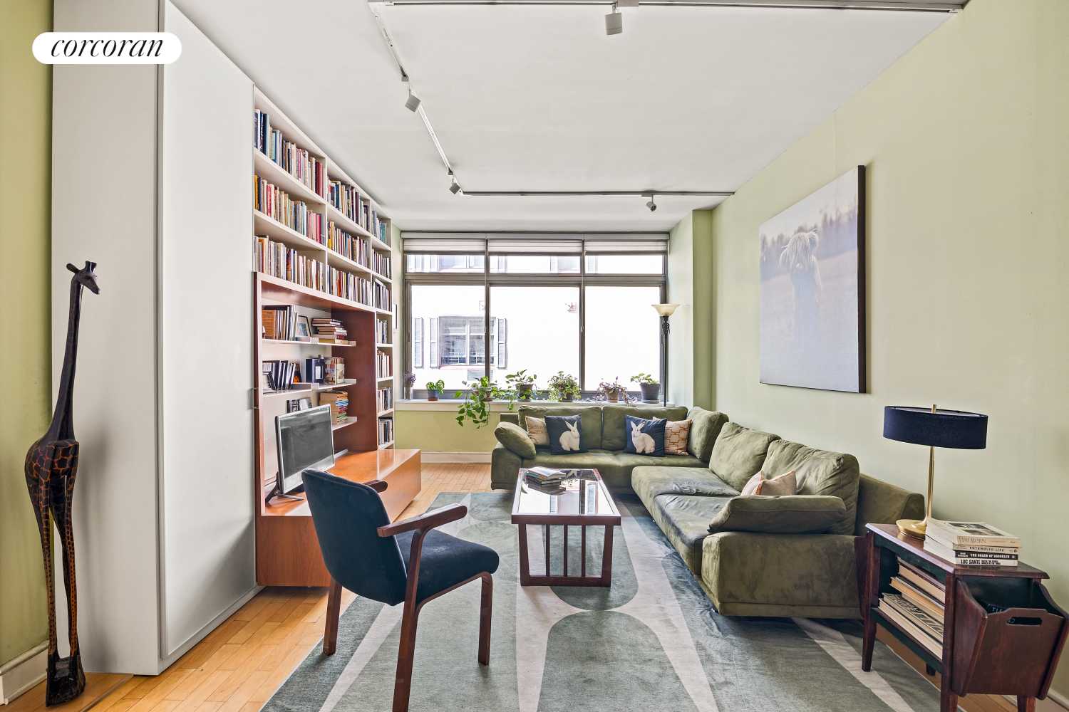 Manhattan, NY 10014,99 JANE Street #2L