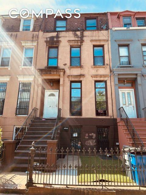 Brooklyn, NY 11221,470 Jefferson Avenue