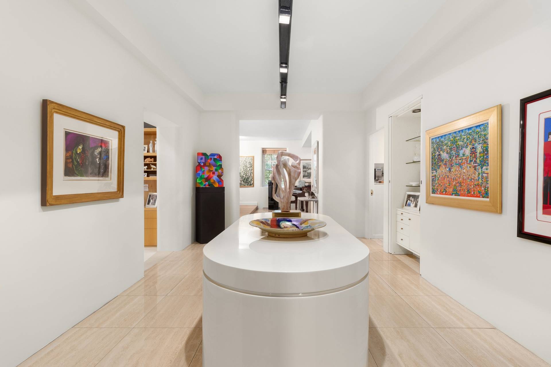 Manhattan, NY 10075,860 Park Avenue #3-FLR