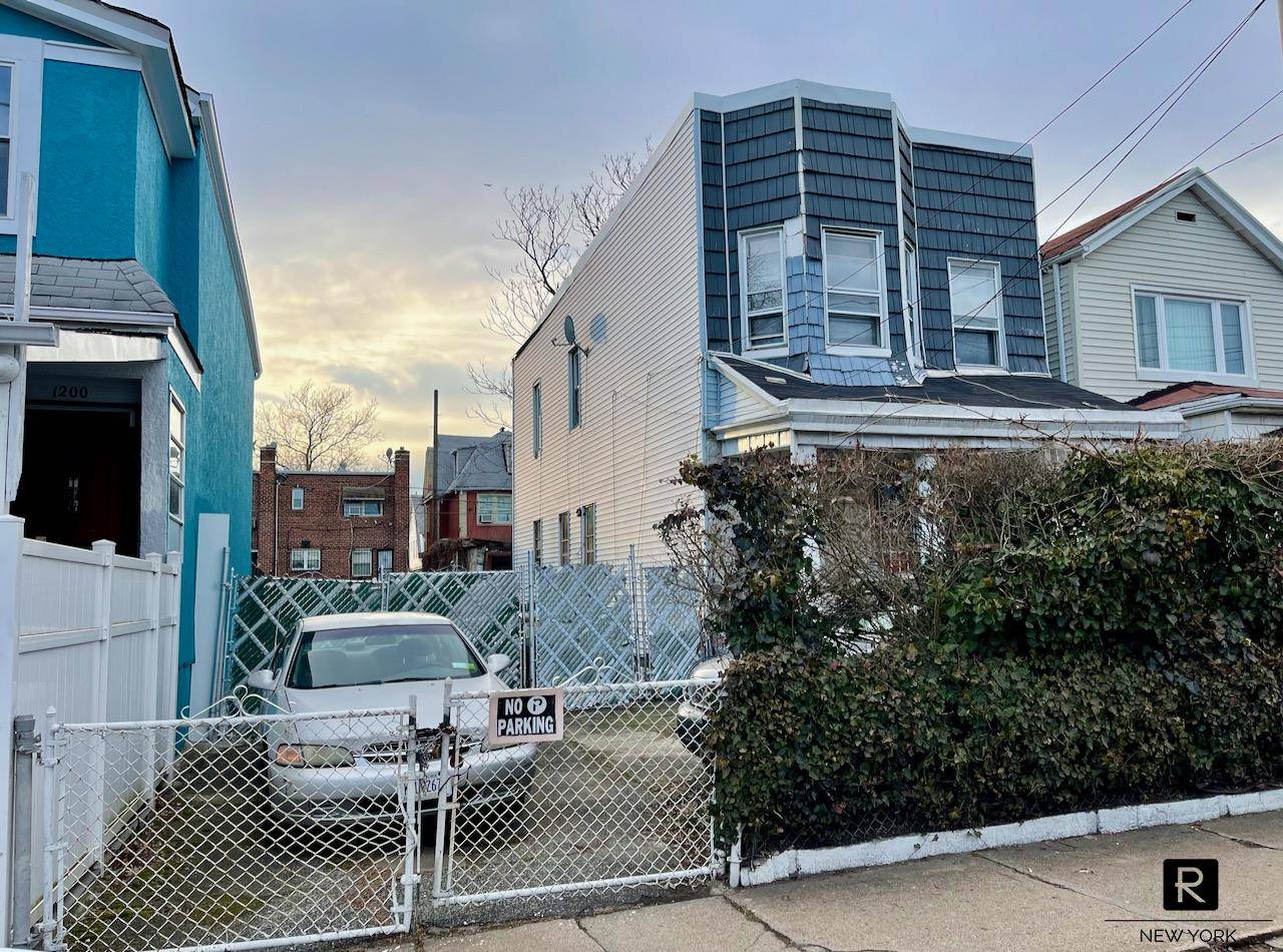 Brooklyn, NY 11203,1194 Brooklyn Avenue