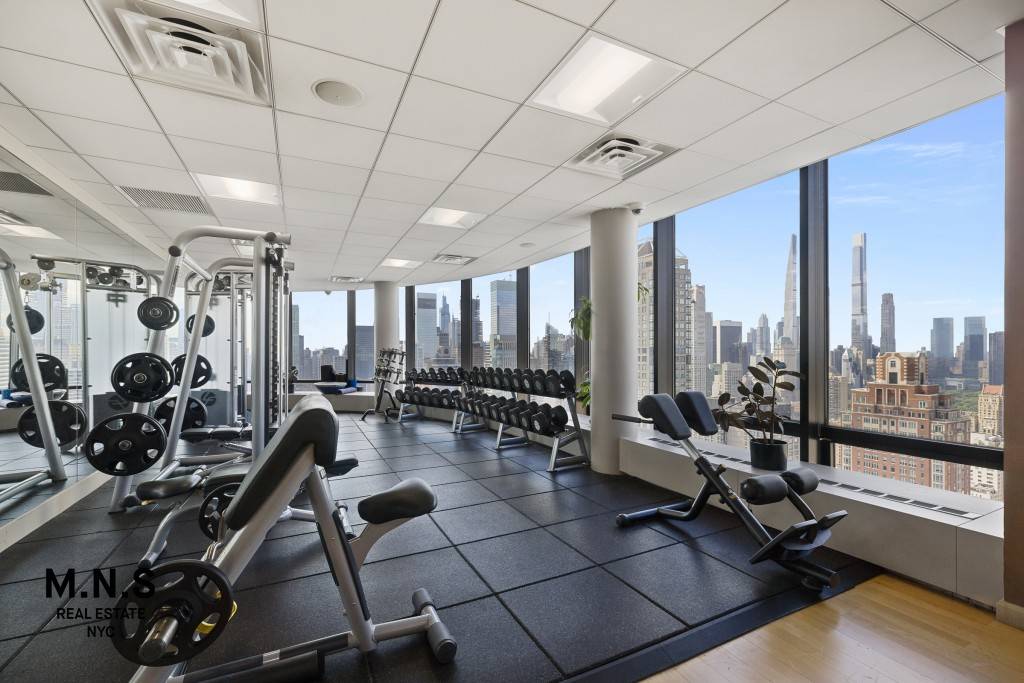 Manhattan, NY 10065,265 E 66th Street #37-E
