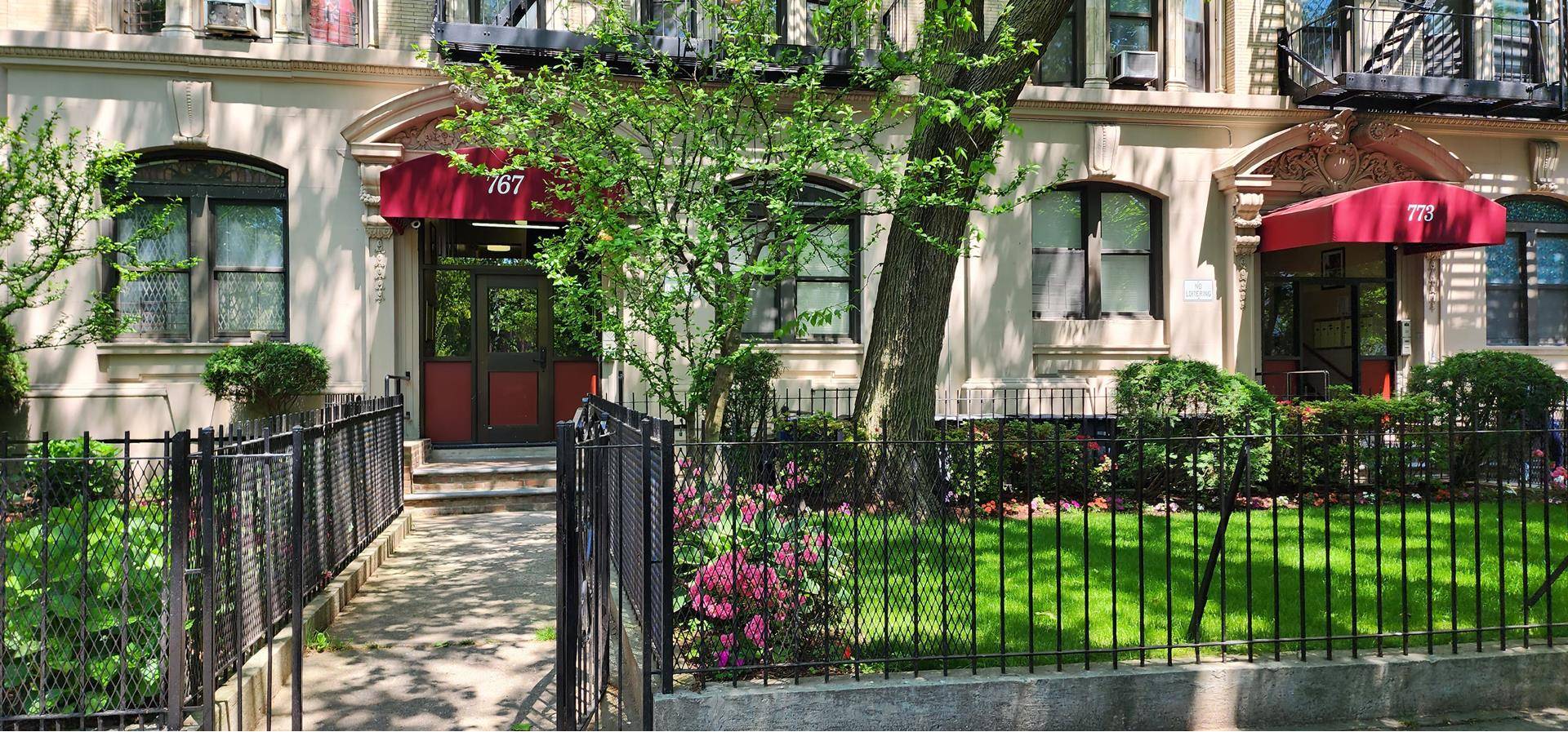 Brooklyn, NY 11213,767 EASTERN Parkway #1B