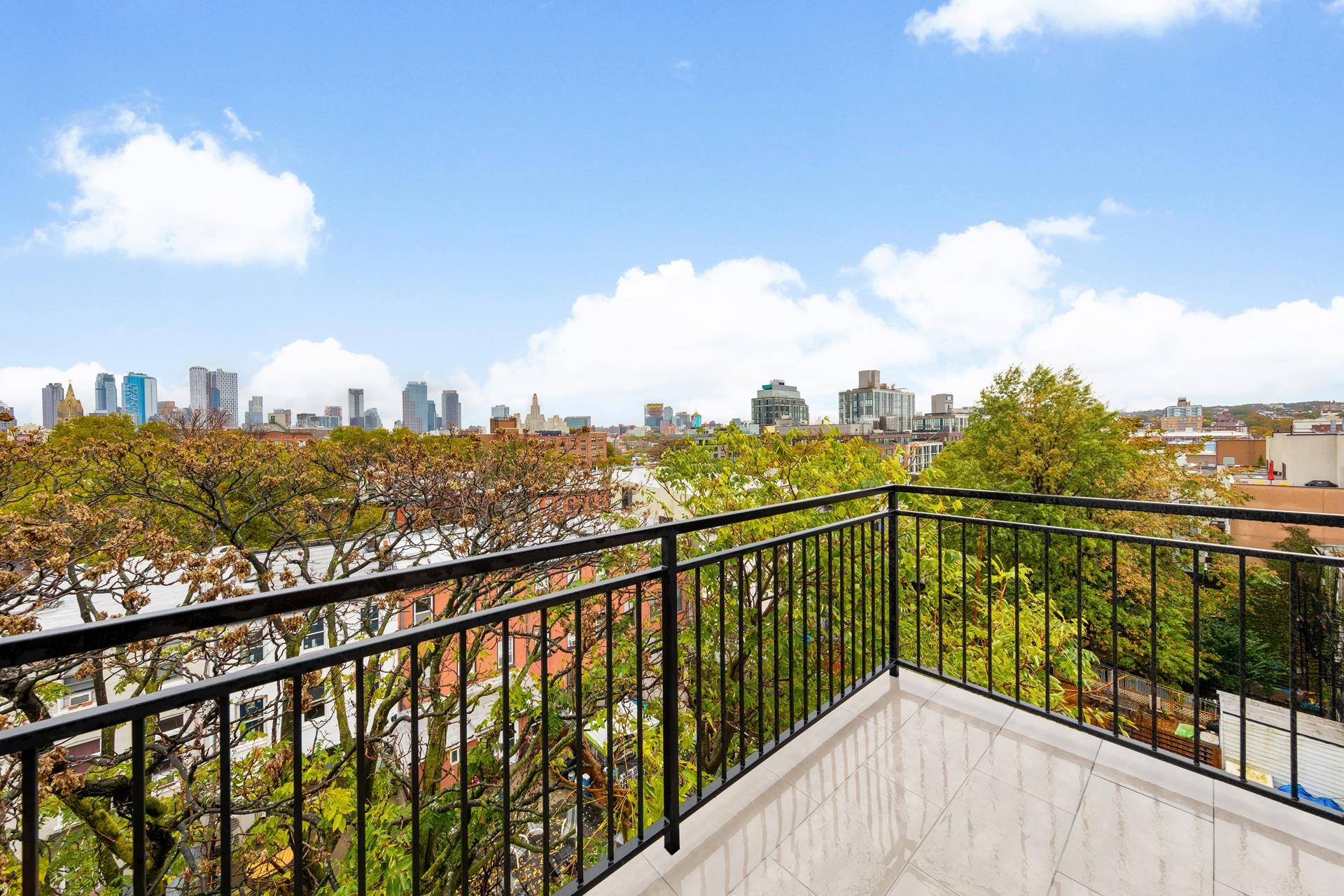 Brooklyn, NY 11231,85 3RD Street #B