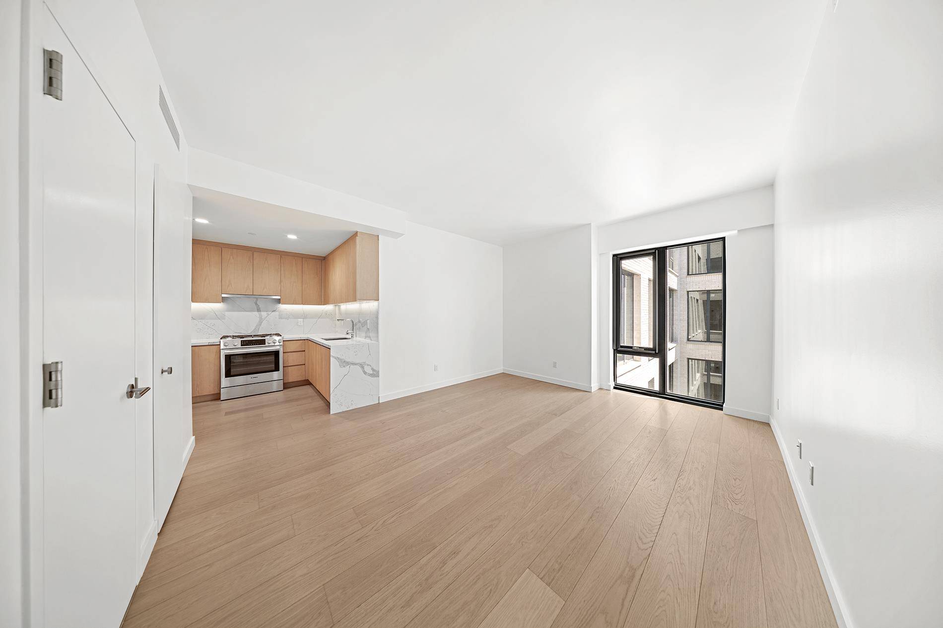 Queens, NY 11102,30-05 Vernon Boulevard #3-G