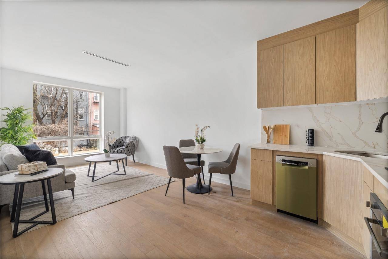 Brooklyn, NY 11221,1222 Putnam Avenue #2-B