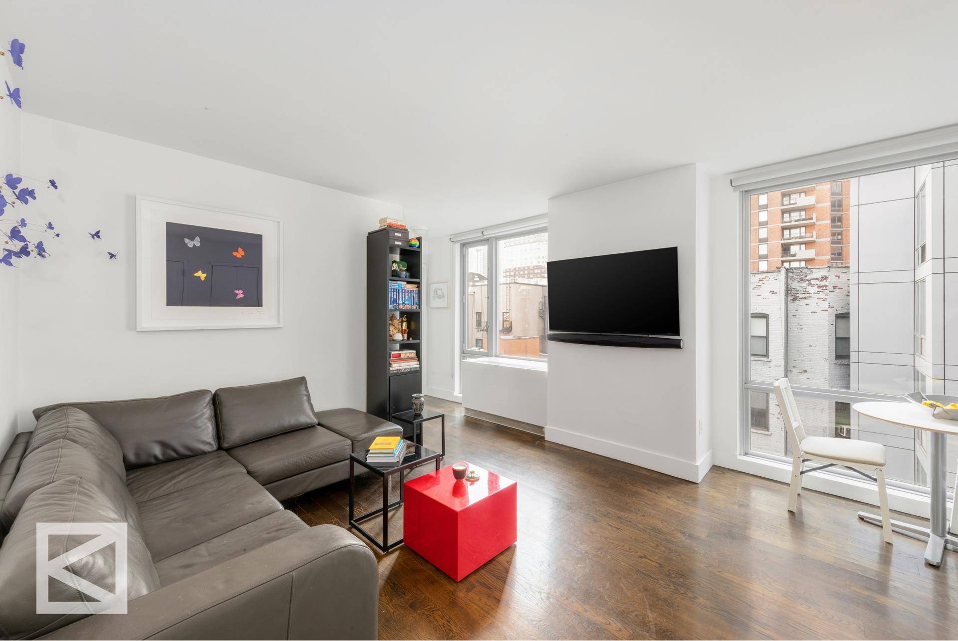 Manhattan, NY 10036,464 W 44TH Street #6J