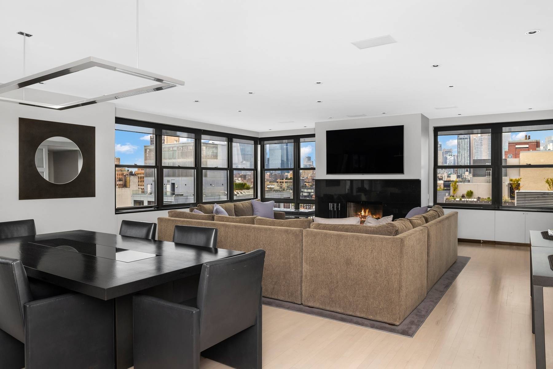 Manhattan, NY 10011,65 W 13th Street #PH-1B