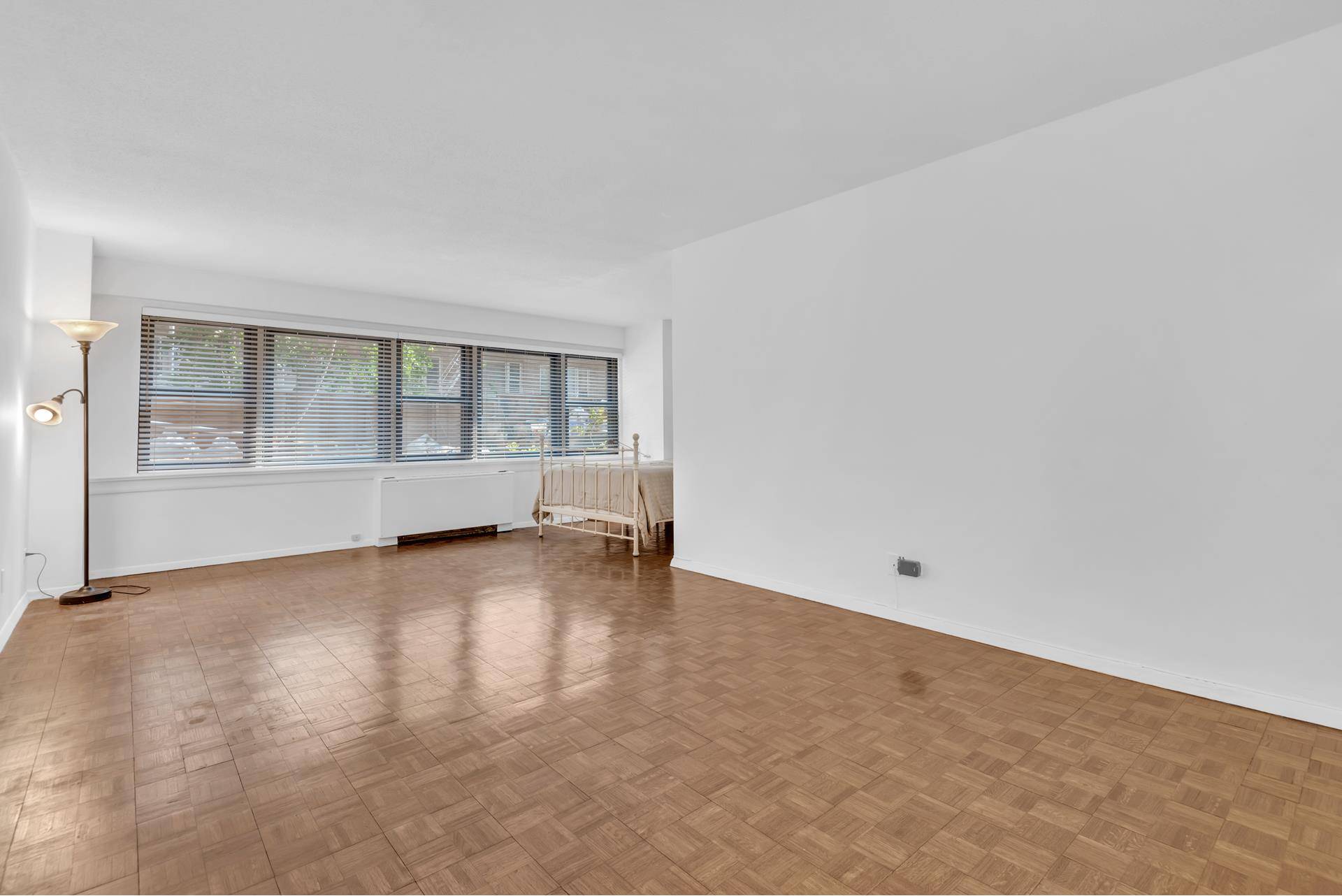 Manhattan, NY 10028,520 E 81ST Street #2D