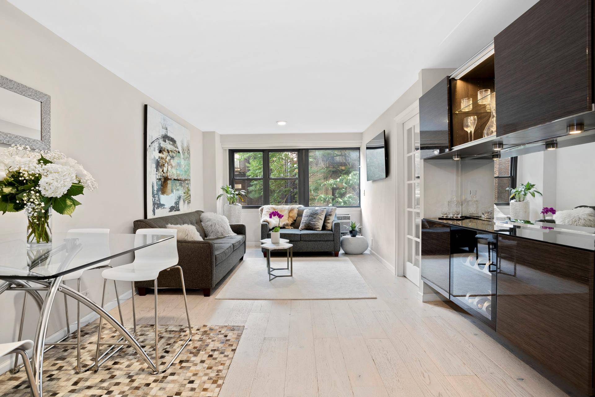 Manhattan, NY 10003,210 E 15TH Street #6K