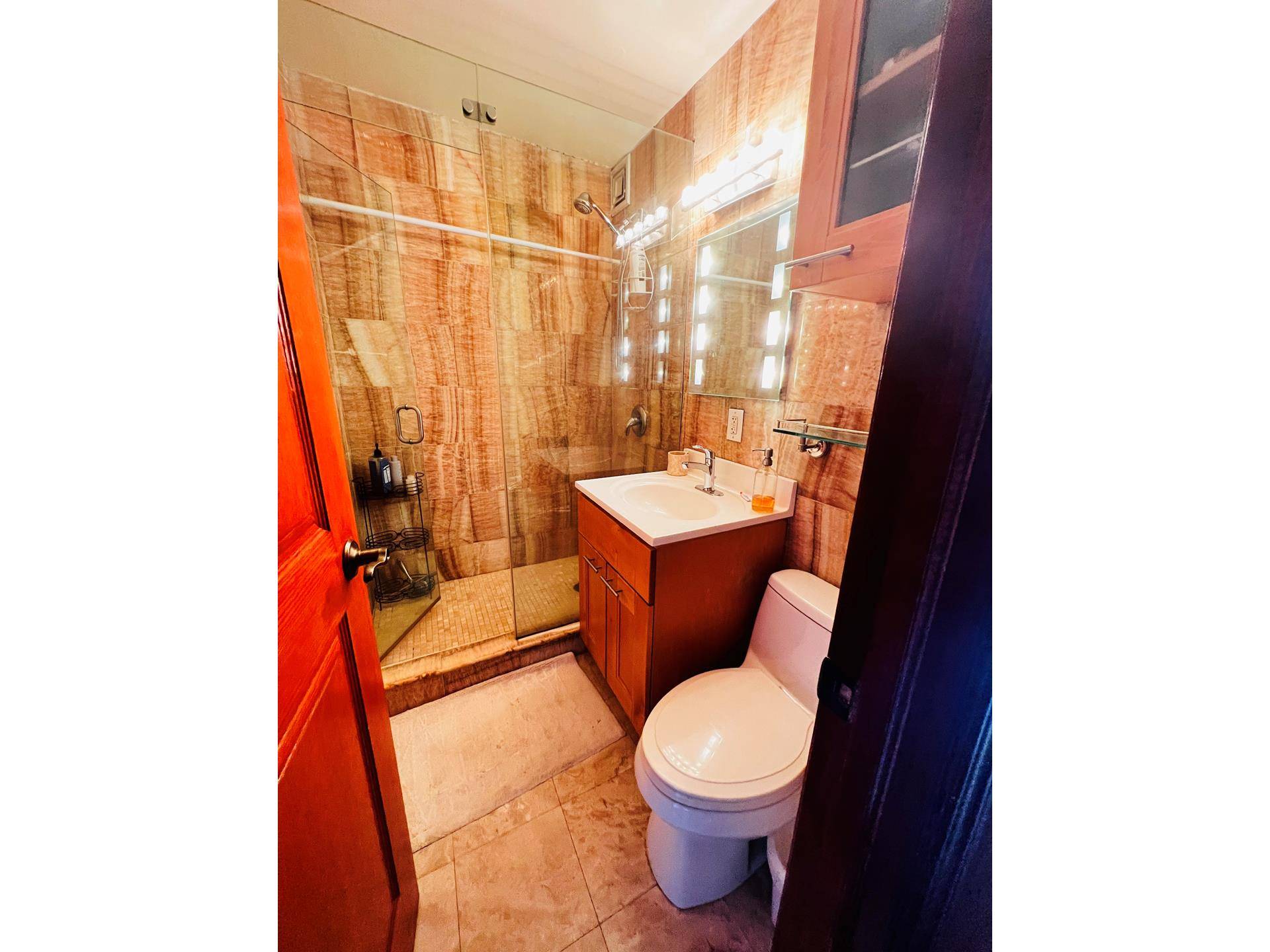 Manhattan, NY 10025,392 CENTRAL Park W #18Y