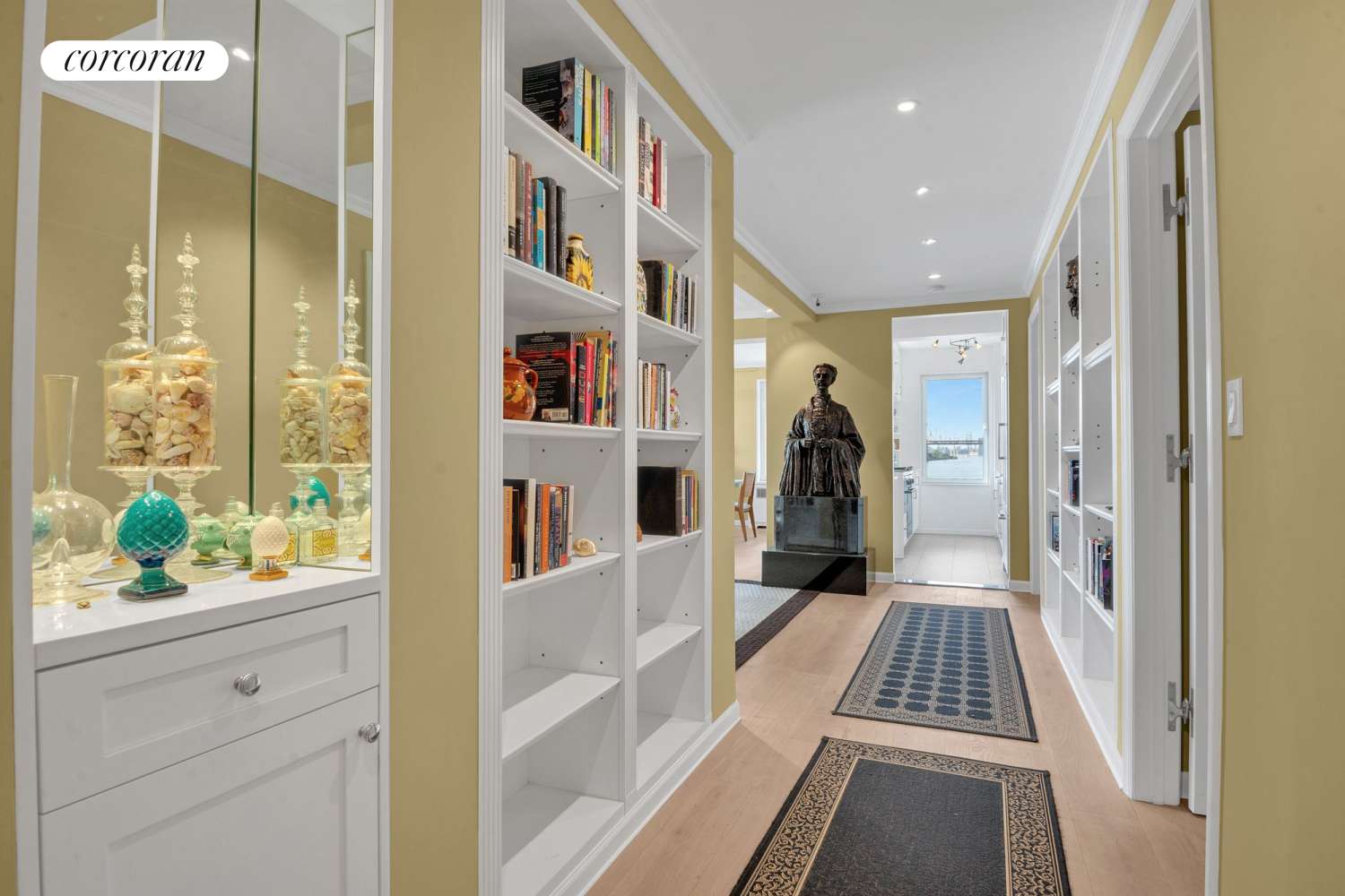 Manhattan, NY 10028,1 GRACIE Terrace #4D