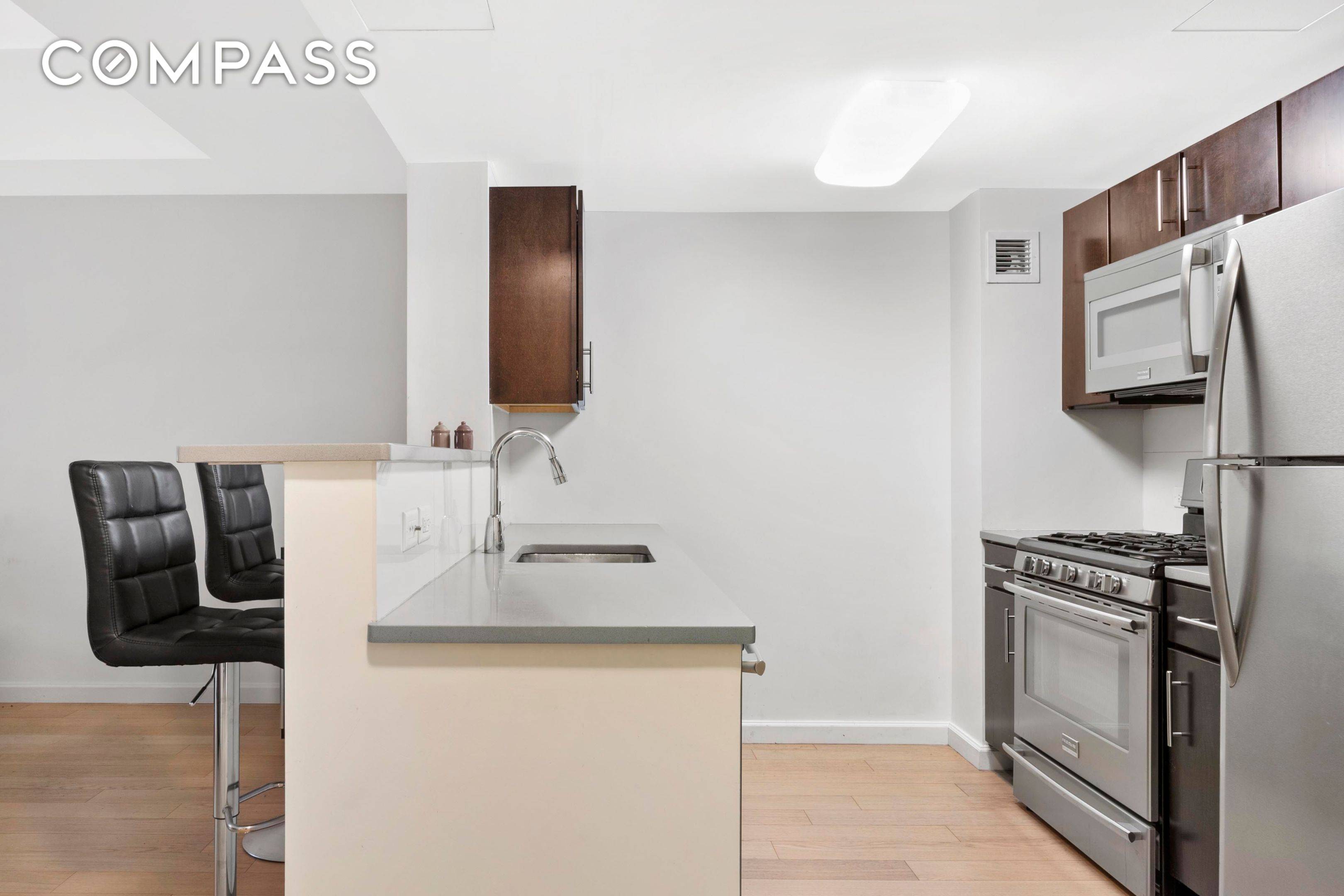 Manhattan, NY 10019,535 W 52nd Street #9G