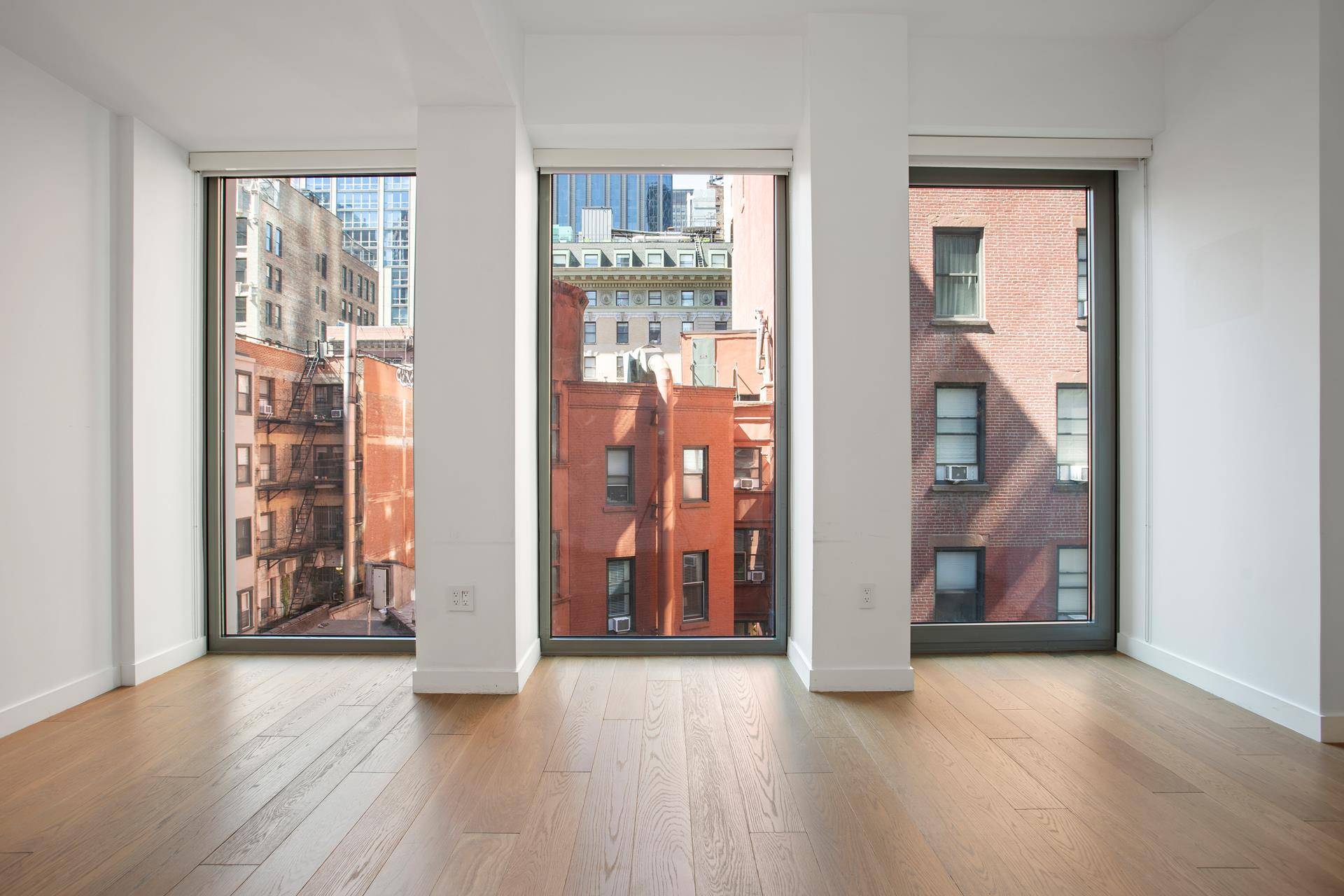 Manhattan, NY 10016,30 E 31ST Street #8B