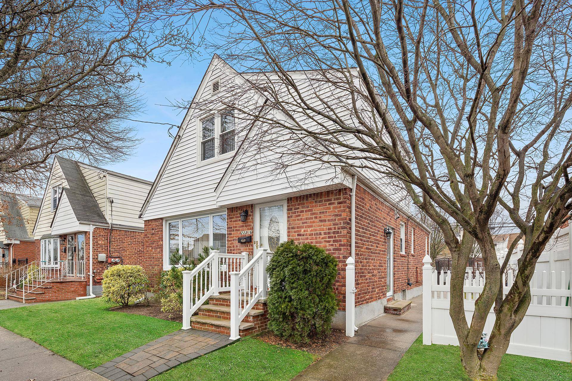 Queens, NY 11427,233-16 87TH Avenue