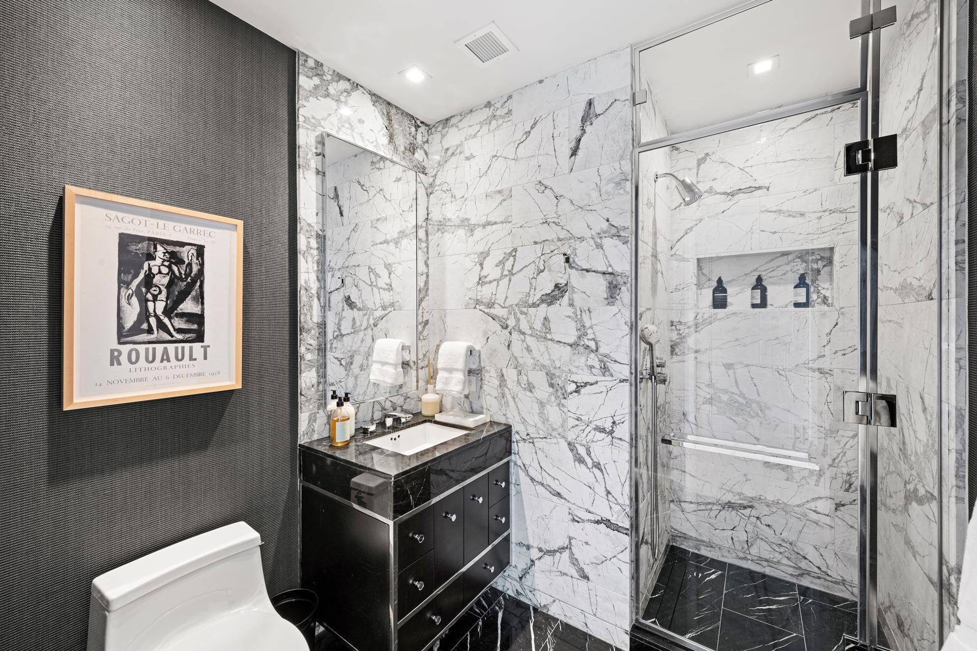 Manhattan, NY 10022,138 E 50TH Street #64
