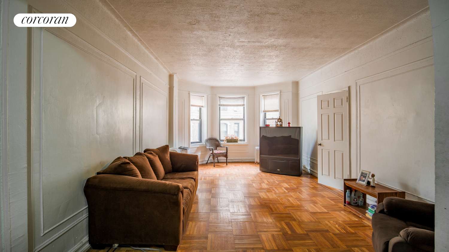Bronx, NY 10462,754 BRADY Avenue #303