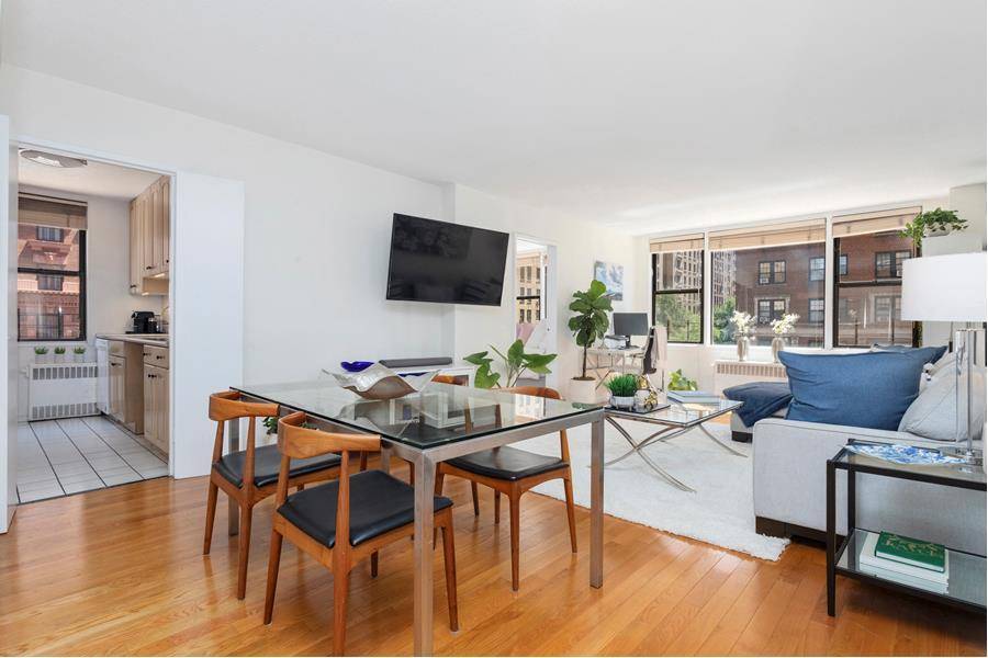 Manhattan, NY 10024,200 W 79TH Street #4F