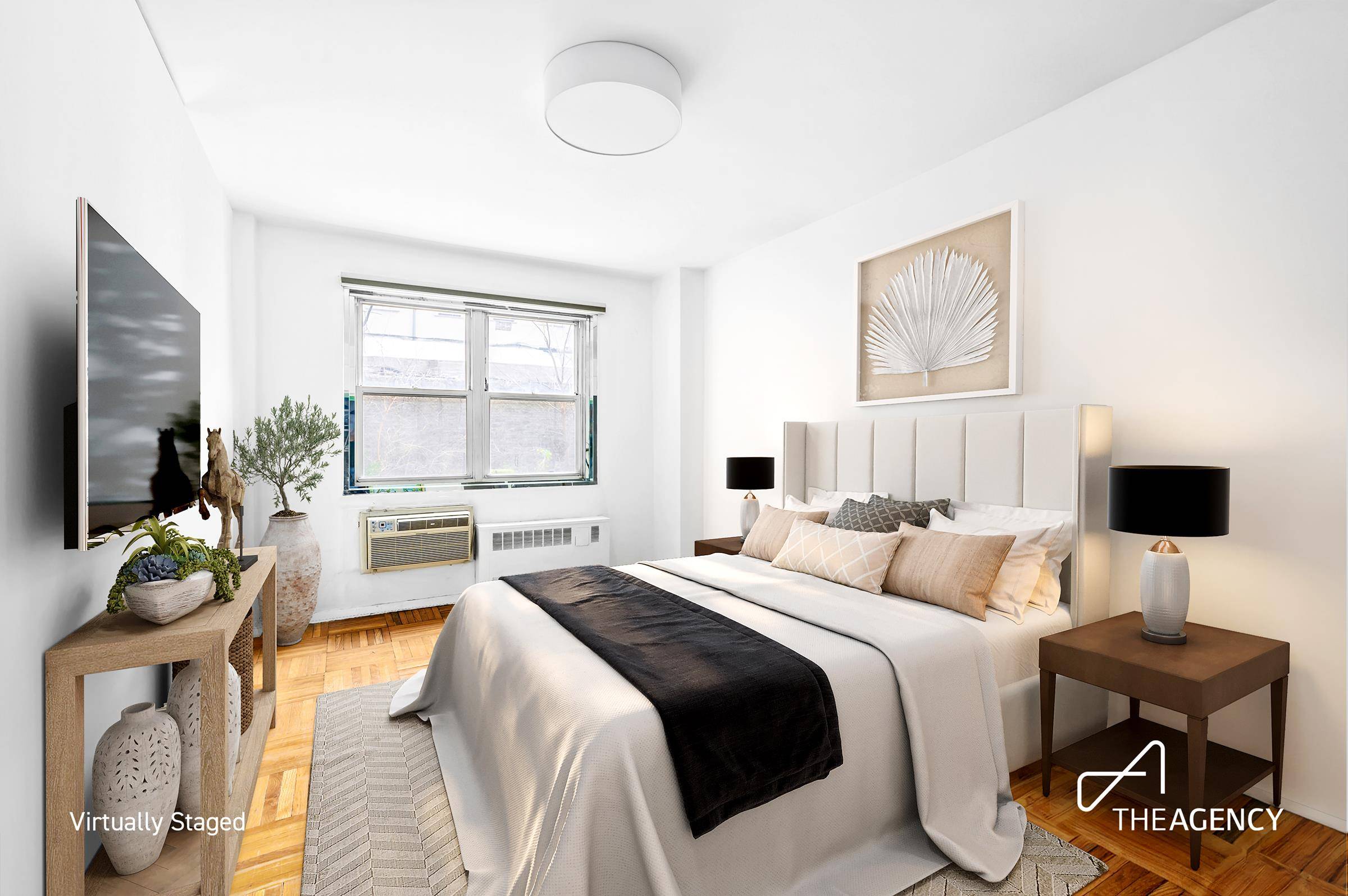 Manhattan, NY 10011,45 W 10TH Street #LH