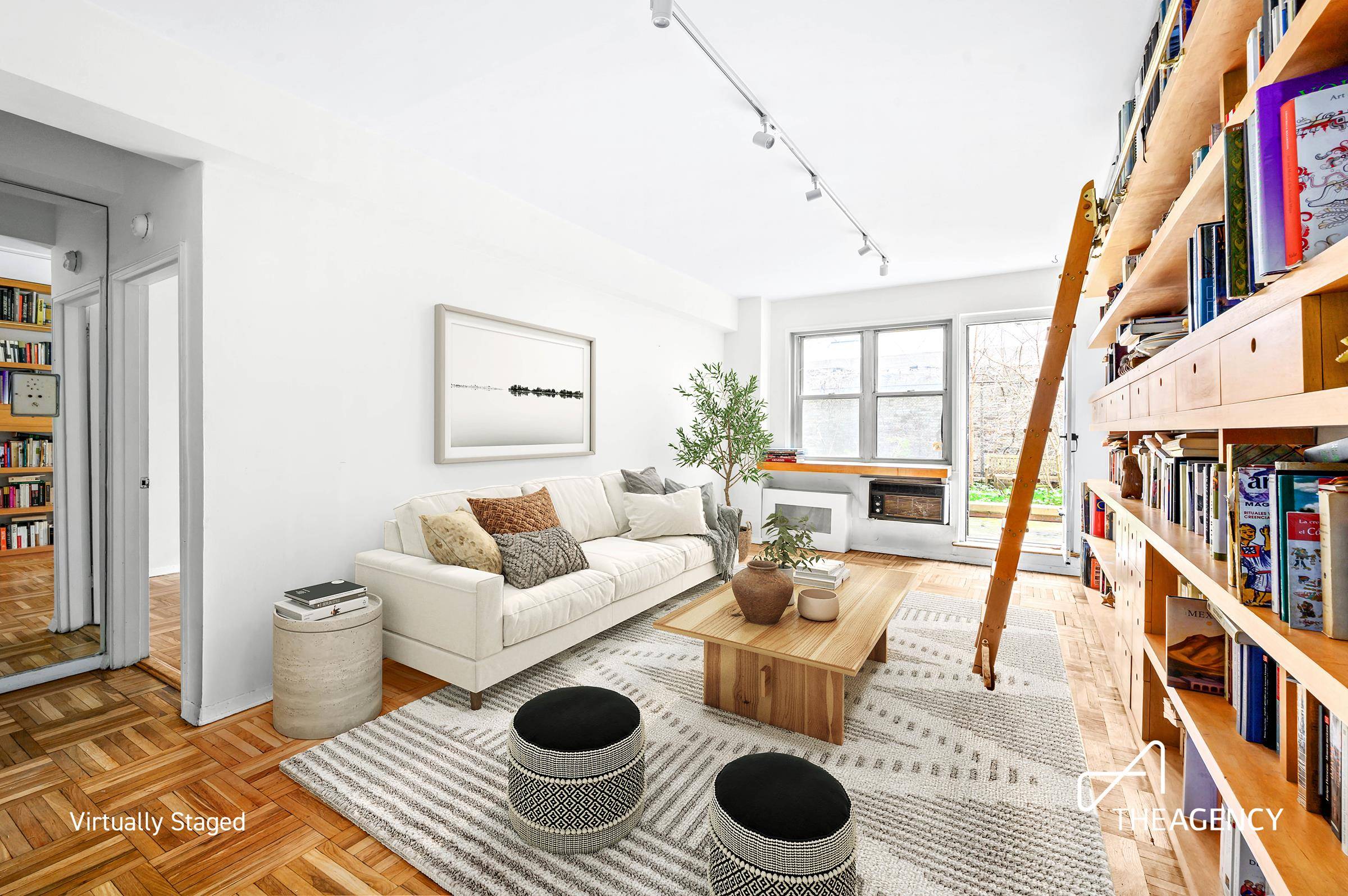 Manhattan, NY 10011,45 W 10TH Street #LH