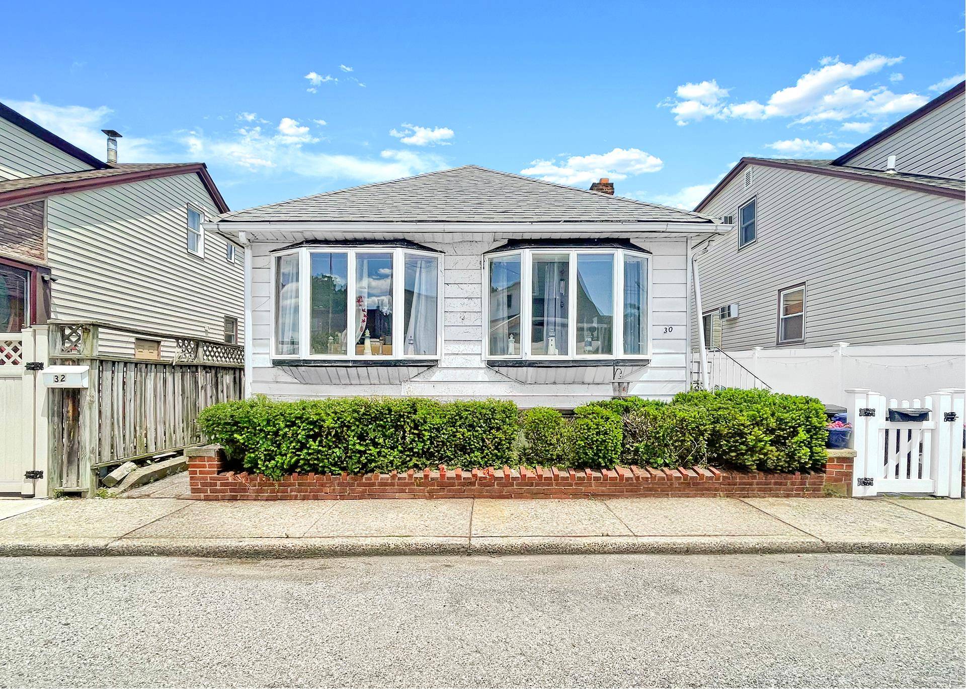 Brooklyn, NY 11229,30 IRA Court