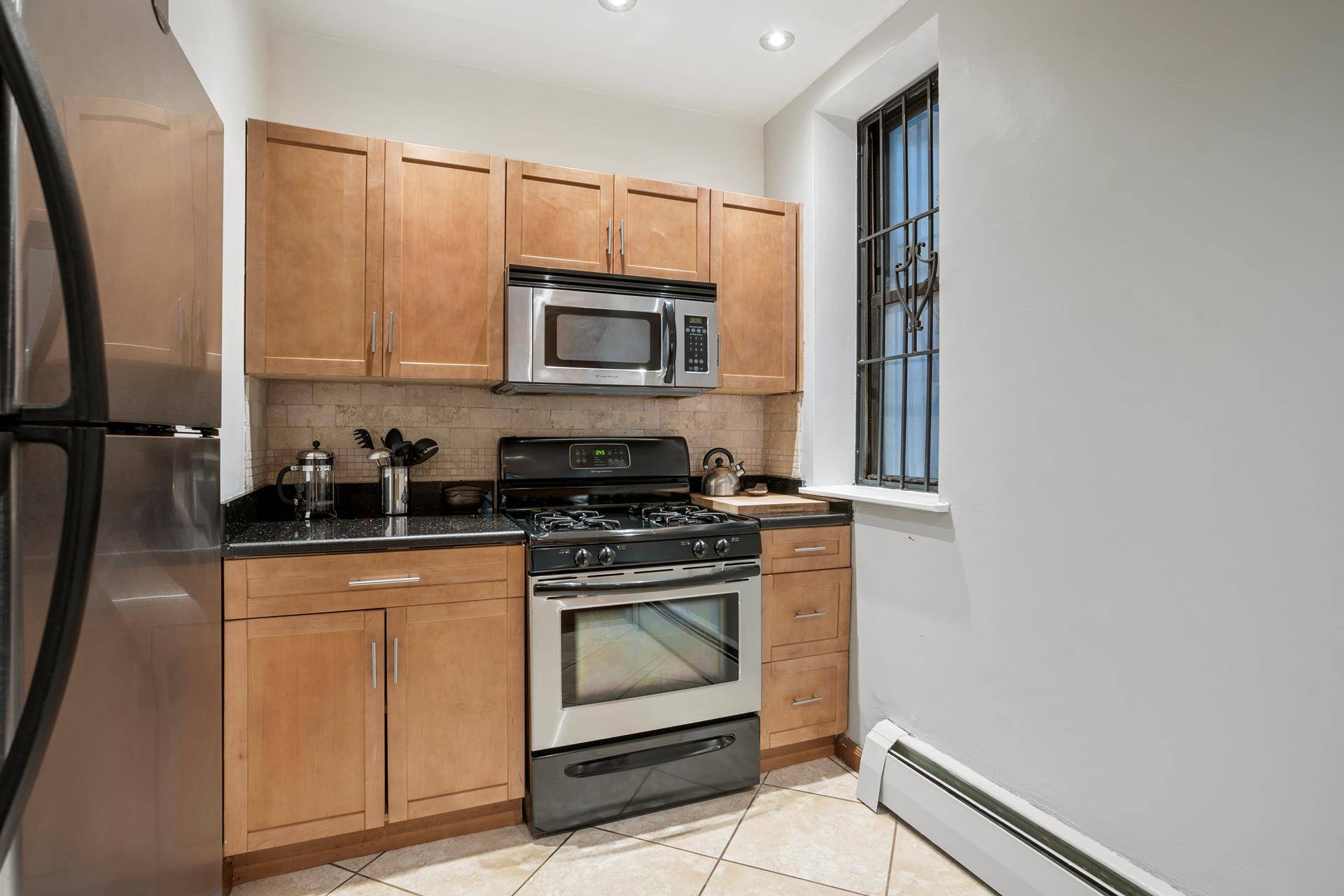 Manhattan, NY 10026,66-72 ST NICHOLAS Avenue #3G