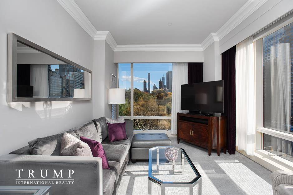 Manhattan, NY 10023,1 Central Park W #610