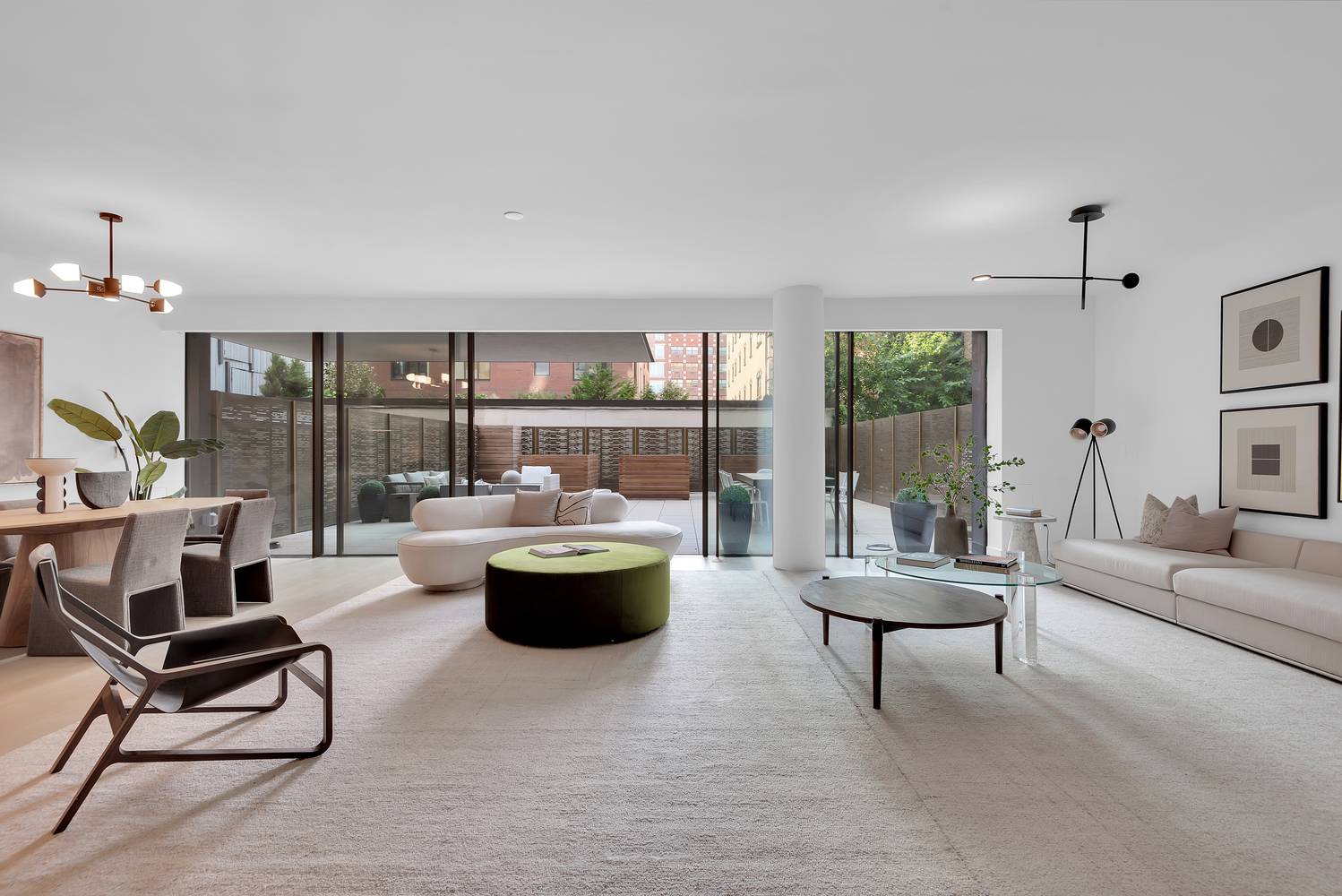 Manhattan, NY 10002,175 Chrystie Street #2W