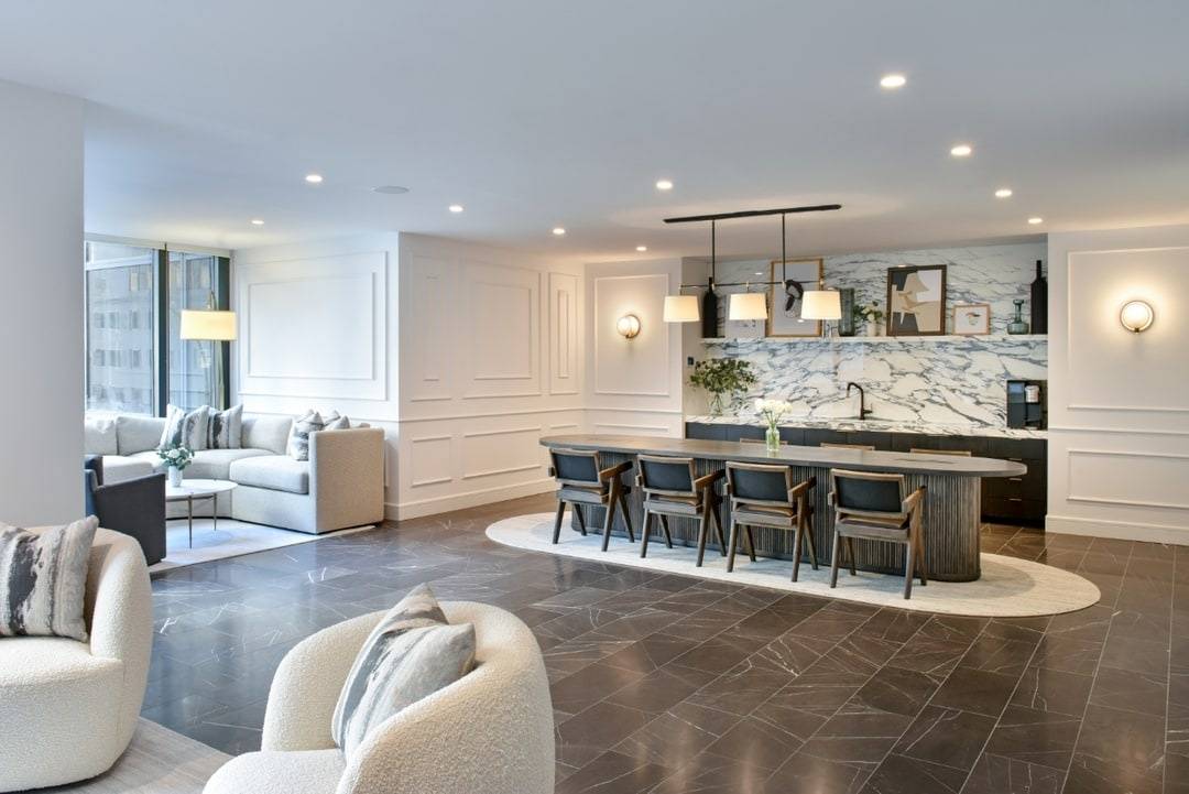 Manhattan, NY 10022,721 5th Avenue #30-H