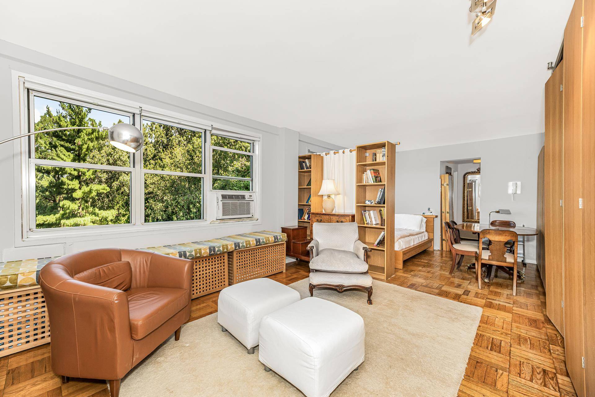 Bronx, NY 10471,3935 BLACKSTONE Avenue #4K