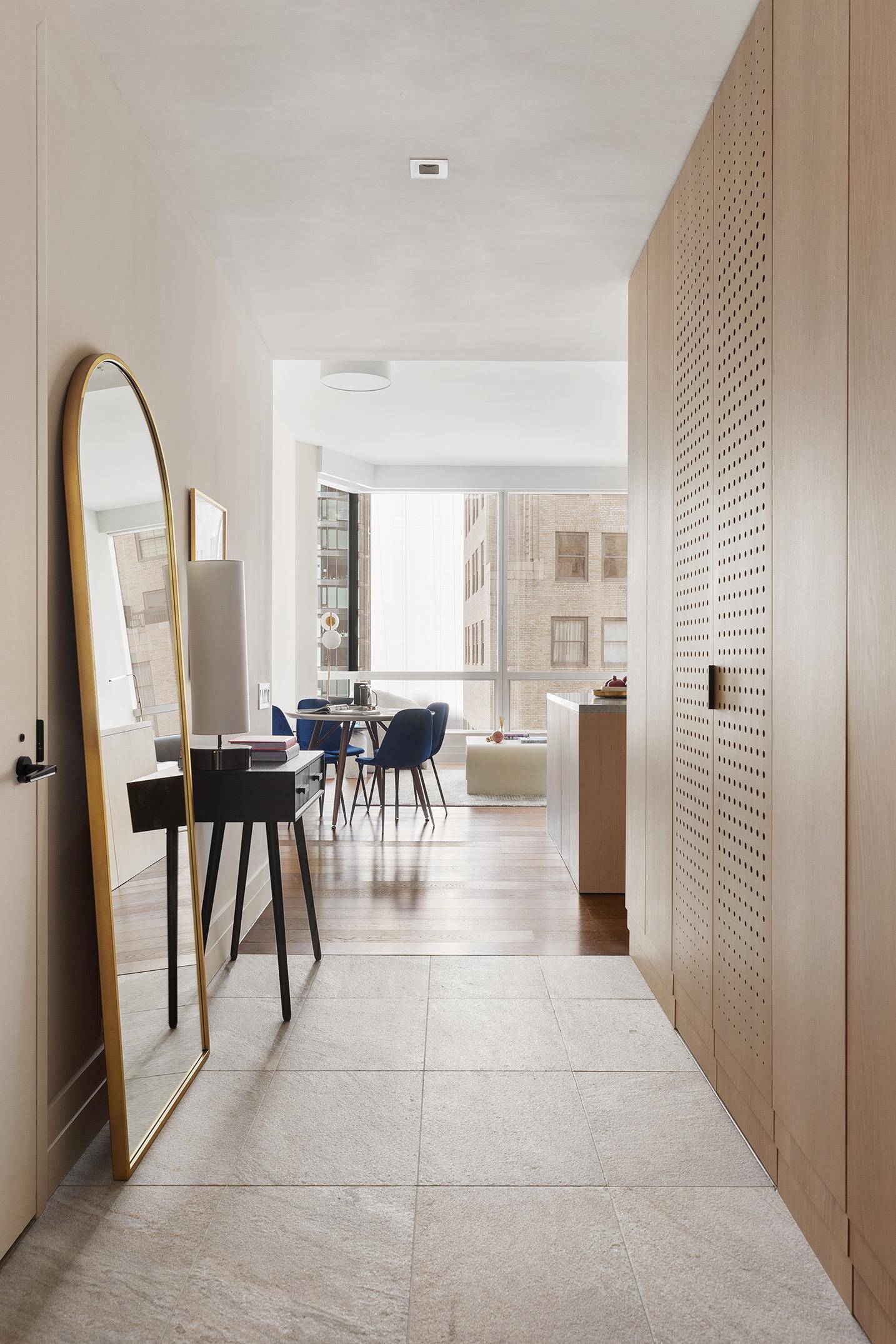 Manhattan, NY 10006,77 Greenwich Street #20-C