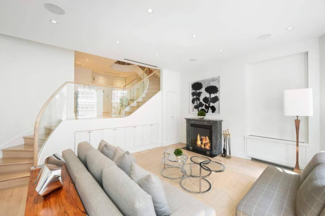 Manhattan, NY 10065,47 E 67th Street #5
