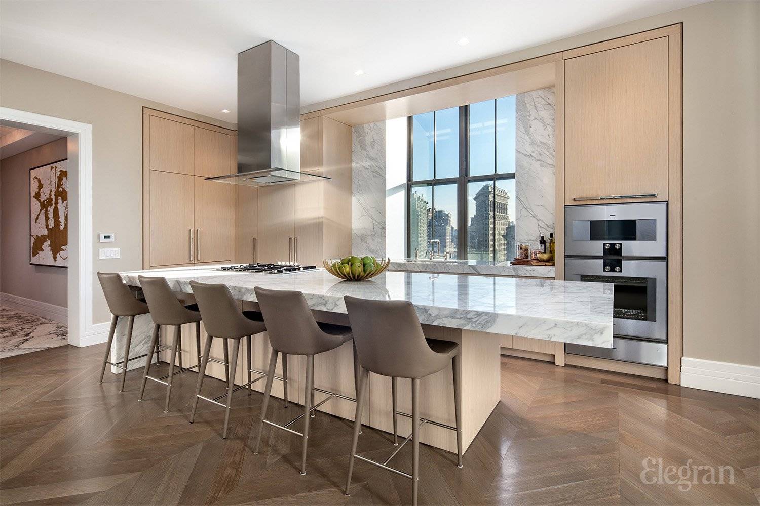 Manhattan, NY 10010,212 5th Avenue #16-B