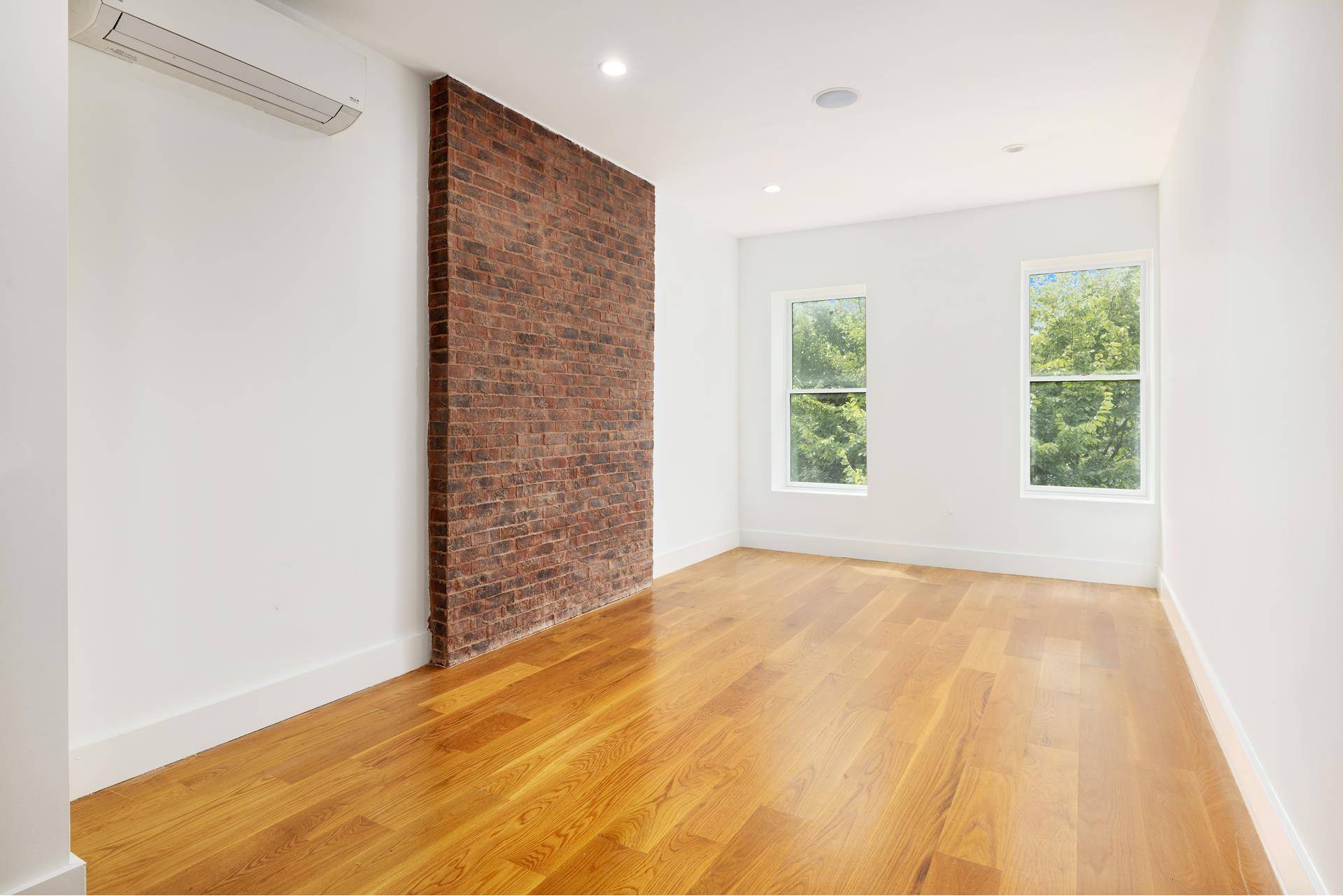 Brooklyn, NY 11216,140 JEFFERSON Avenue #4
