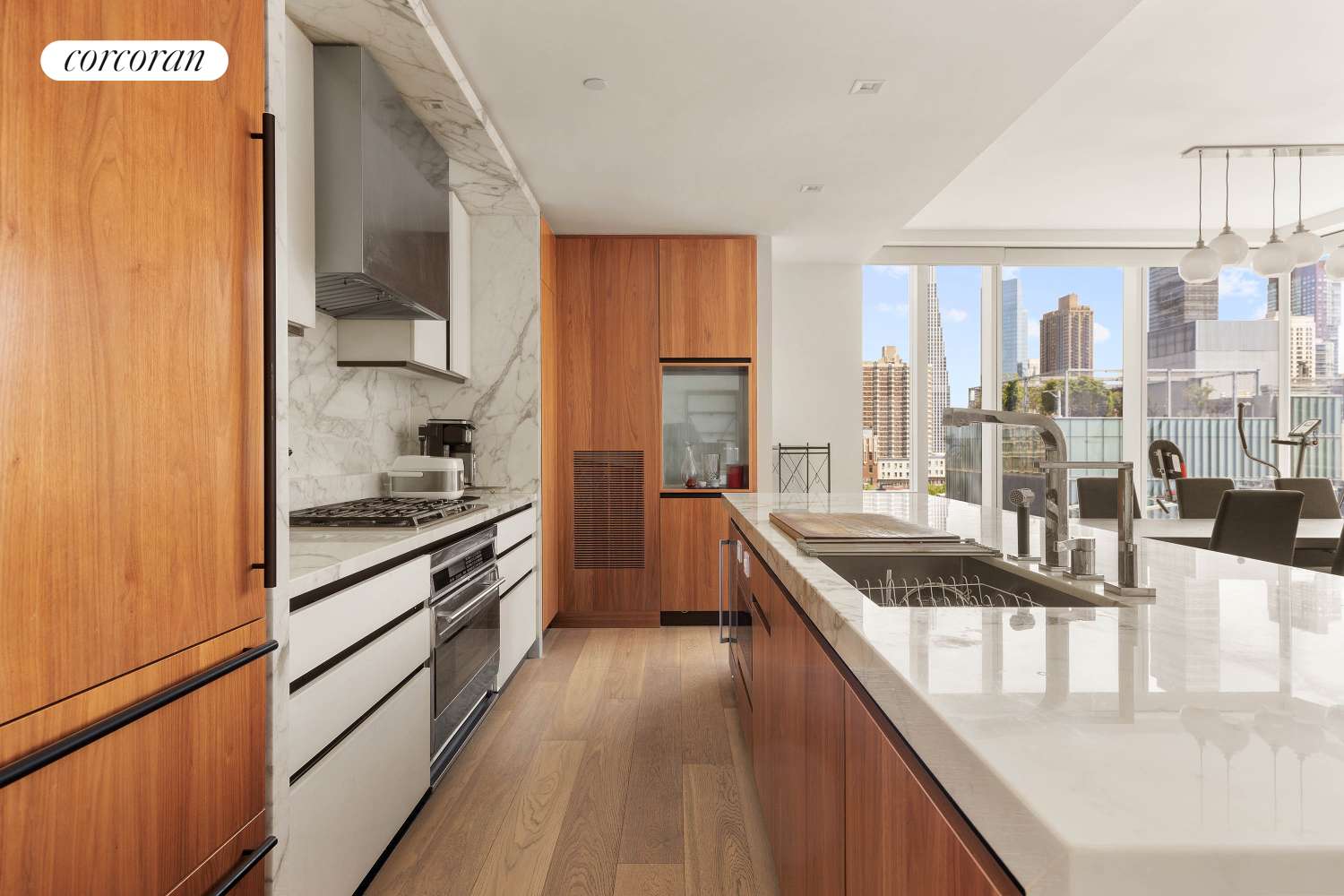 Manhattan, NY 10023,1 W END Avenue #10D